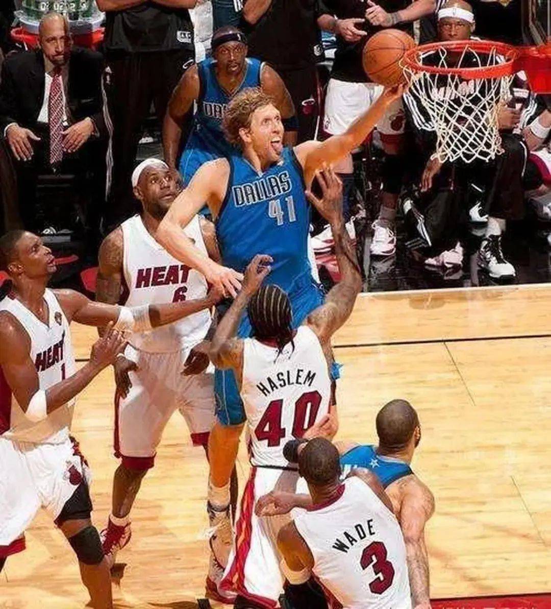 详细阅读:nba小牛(NBA小牛队夺冠阵容) nba小牛(NBA小牛队夺冠阵容)